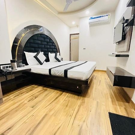 Hotel Red Stone Inn - Near New Delhi Railway Station - Paharganj Εξωτερικό φωτογραφία