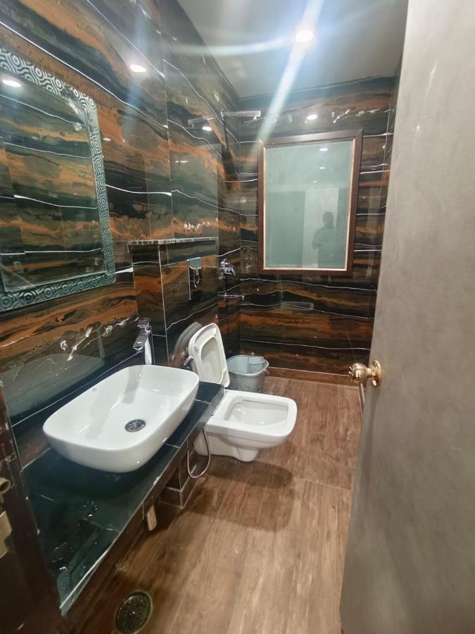 Hotel Red Stone Inn - Near New Delhi Railway Station - Paharganj Εξωτερικό φωτογραφία