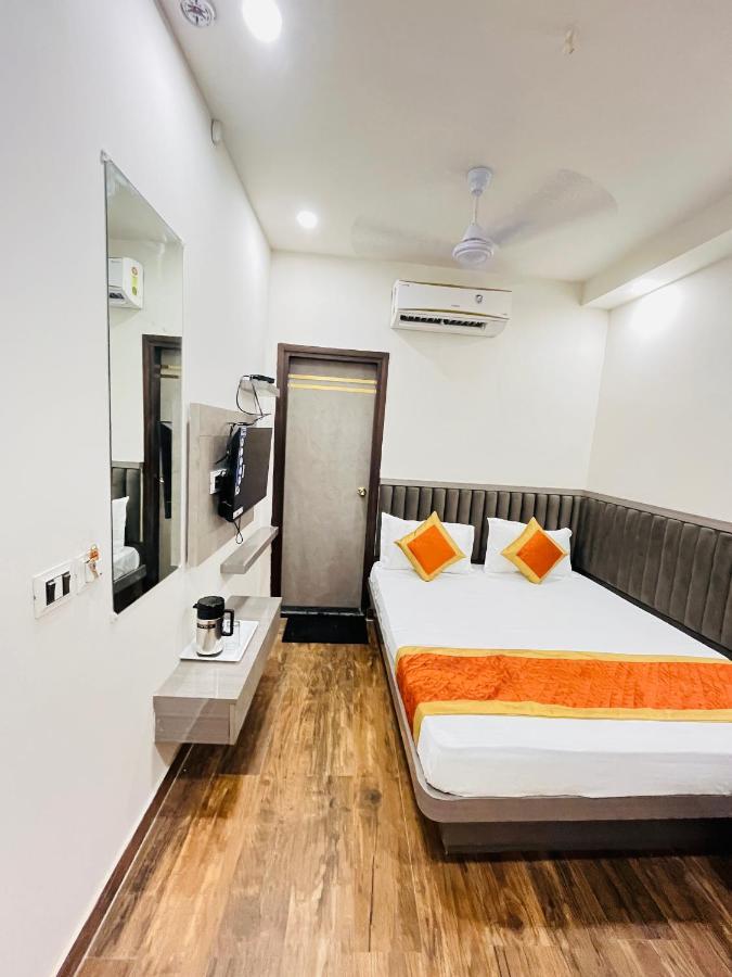 Hotel Red Stone Inn - Near New Delhi Railway Station - Paharganj Εξωτερικό φωτογραφία