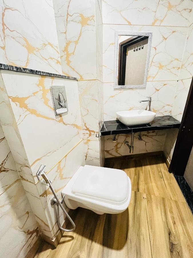 Hotel Red Stone Inn - Near New Delhi Railway Station - Paharganj Εξωτερικό φωτογραφία