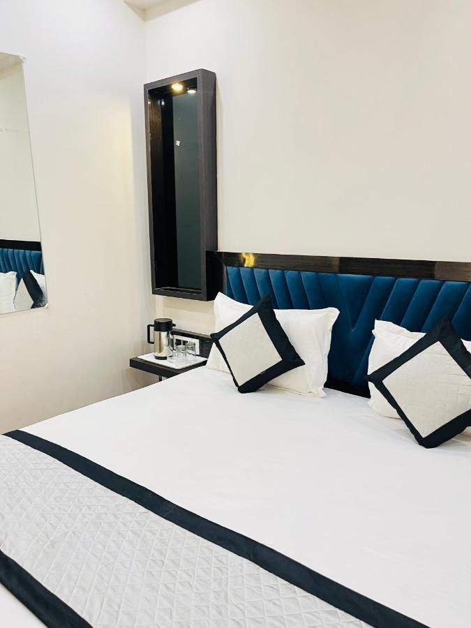 Hotel Red Stone Inn - Near New Delhi Railway Station - Paharganj Εξωτερικό φωτογραφία