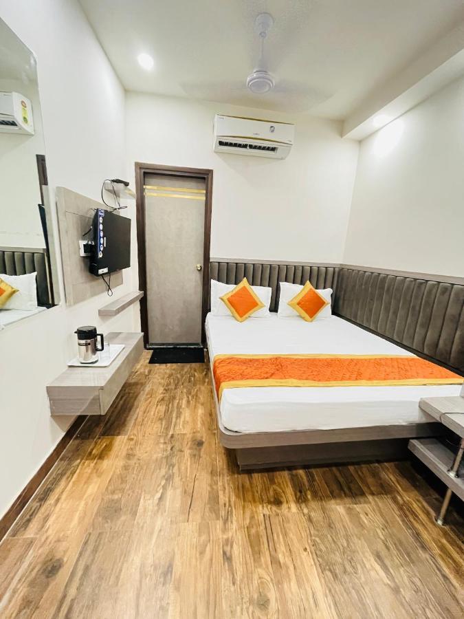 Hotel Red Stone Inn - Near New Delhi Railway Station - Paharganj Εξωτερικό φωτογραφία