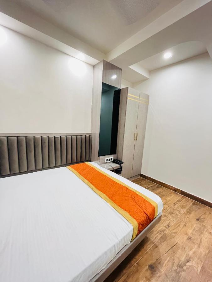 Hotel Red Stone Inn - Near New Delhi Railway Station - Paharganj Εξωτερικό φωτογραφία