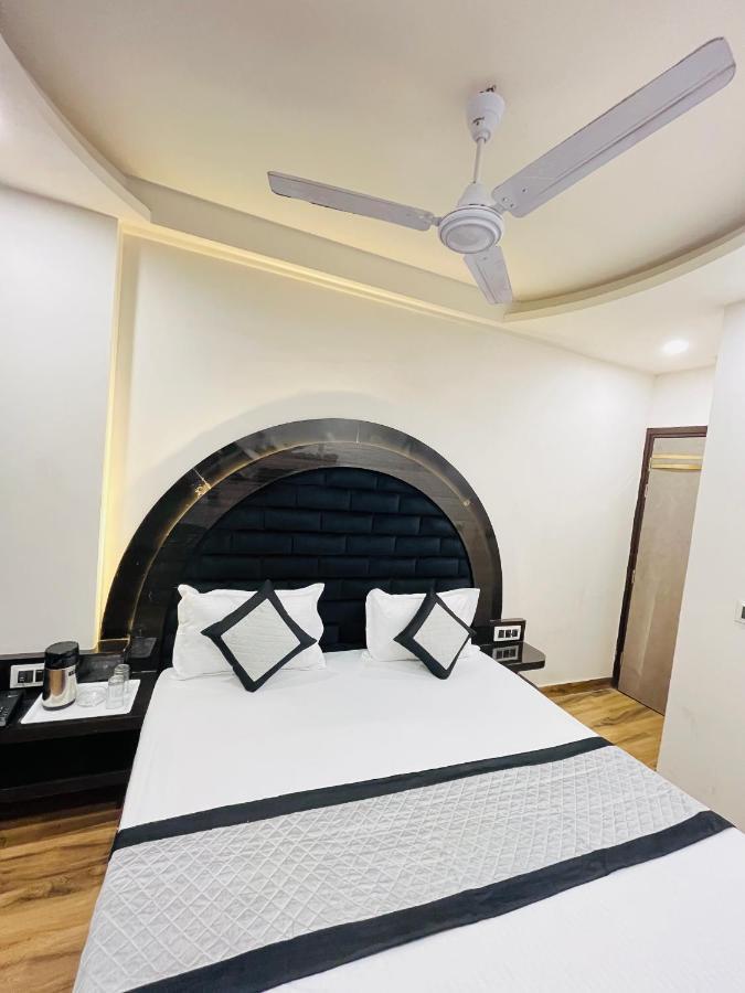 Hotel Red Stone Inn - Near New Delhi Railway Station - Paharganj Εξωτερικό φωτογραφία