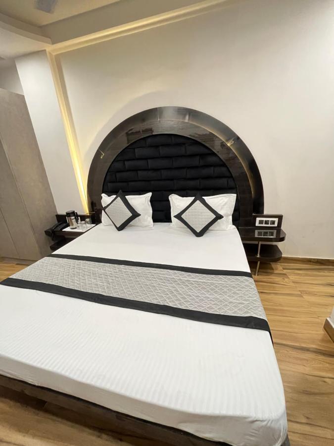 Hotel Red Stone Inn - Near New Delhi Railway Station - Paharganj Εξωτερικό φωτογραφία