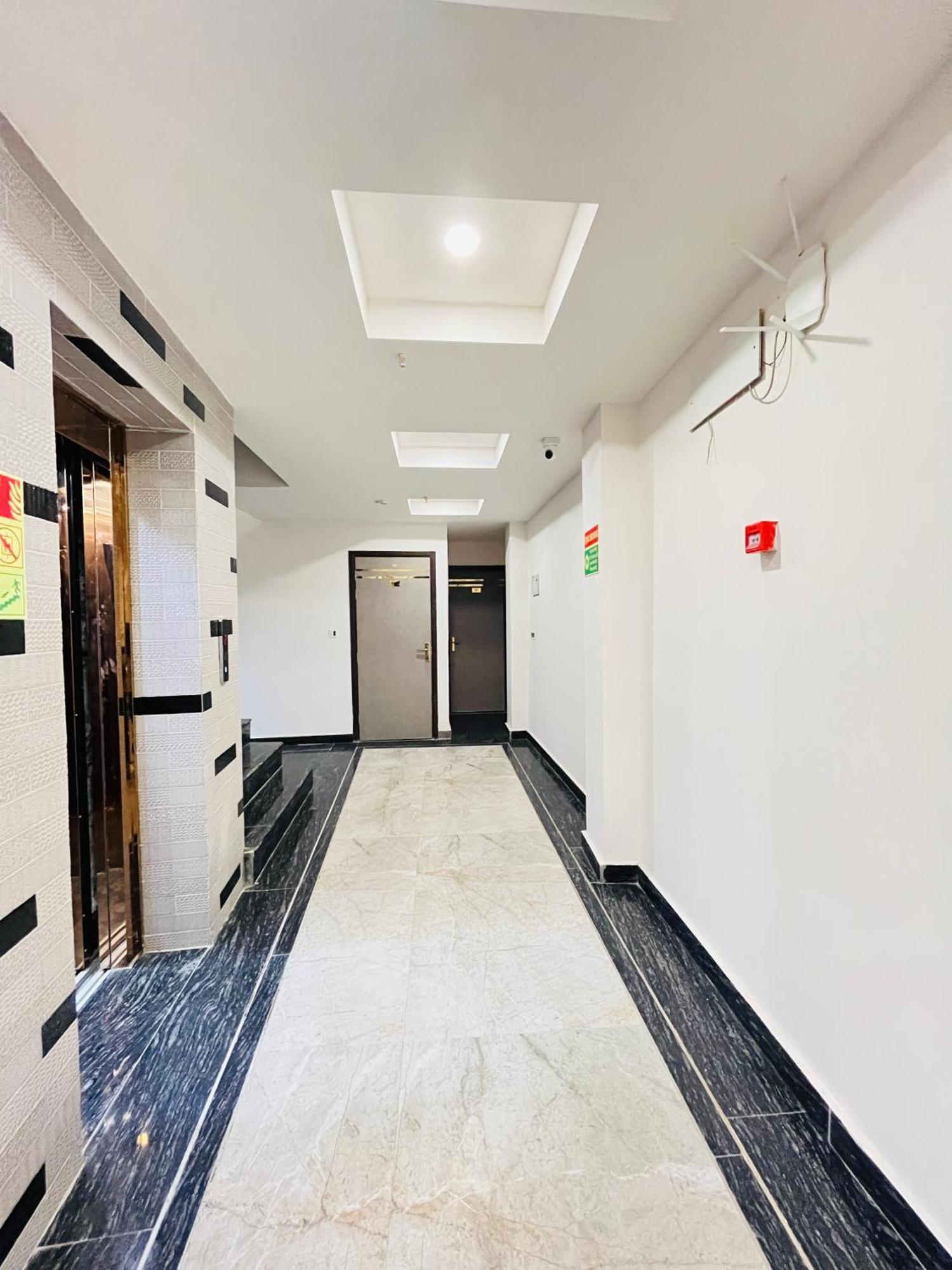 Hotel Red Stone Inn - Near New Delhi Railway Station - Paharganj Εξωτερικό φωτογραφία